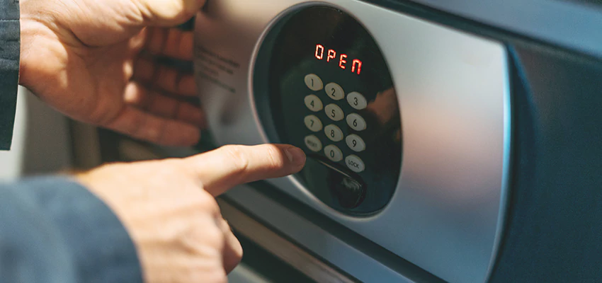 Cash Safe Openers in North Tustin, California