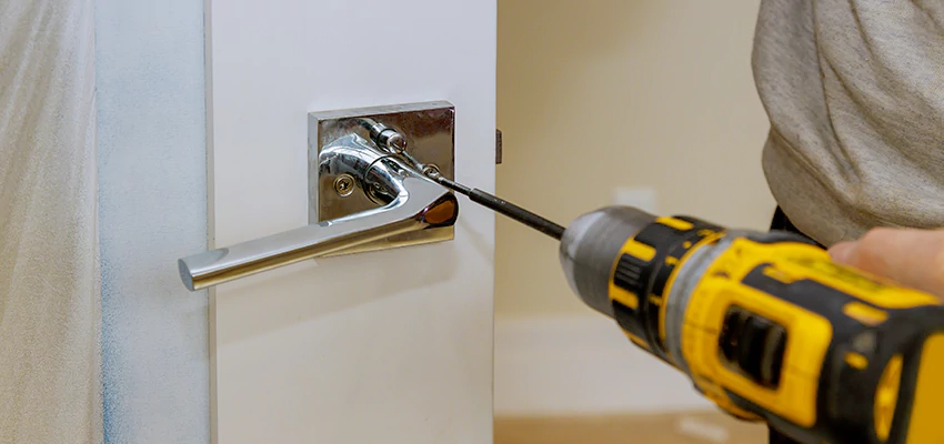 After-hours Locksmith  For Lock Troubleshooting in North Tustin, California